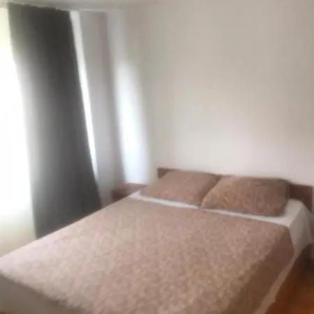 Apartament 2 Dormitoare * Bükreş